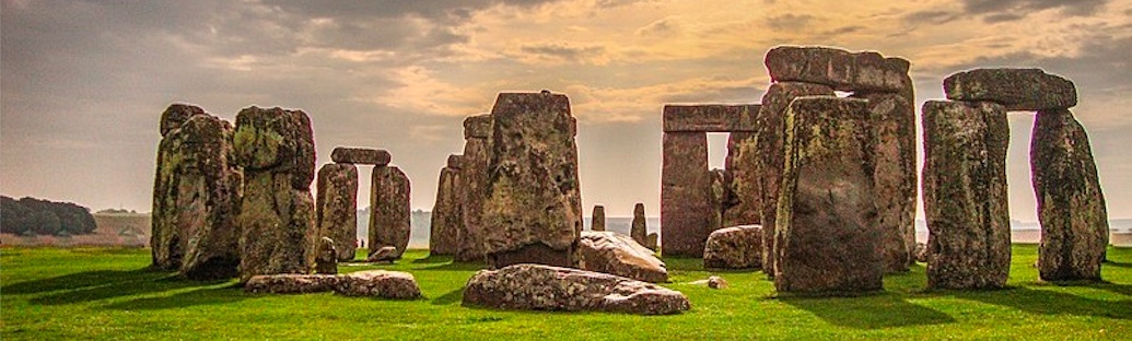 Image of Stonehenge.